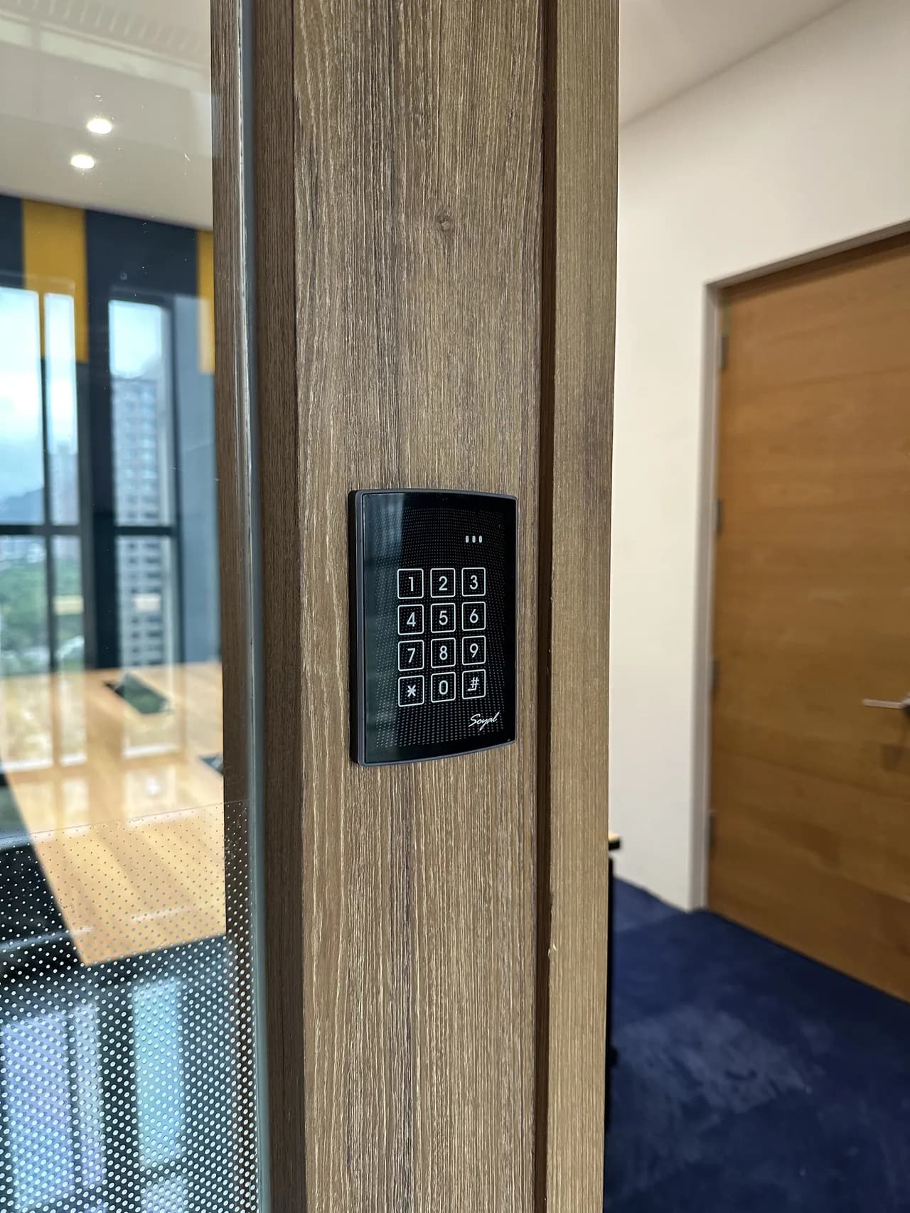 埋入式門禁讀卡機安裝 美觀耐看的專業施工